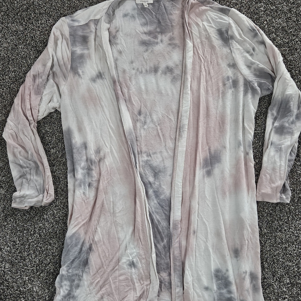 Maurices Gray and Pink Knit Long Cardigan